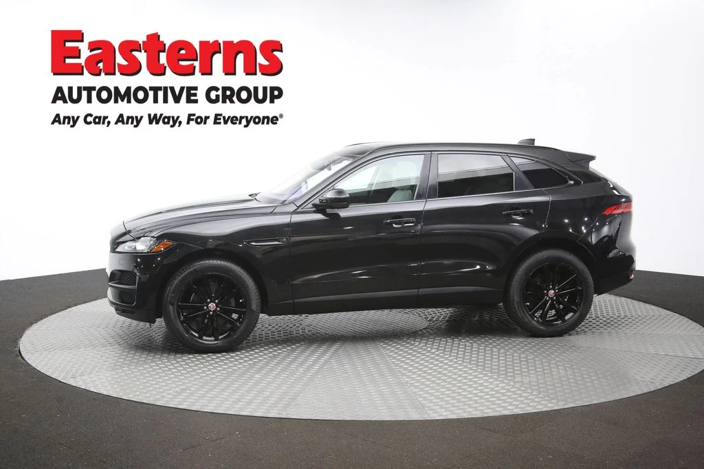 Used 2020 Black Jaguar 25t Prestige image 63