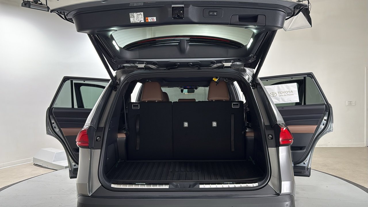 New 2026 Heavy Metal <sup>1</sup> Toyota  MAX Platinum image 16