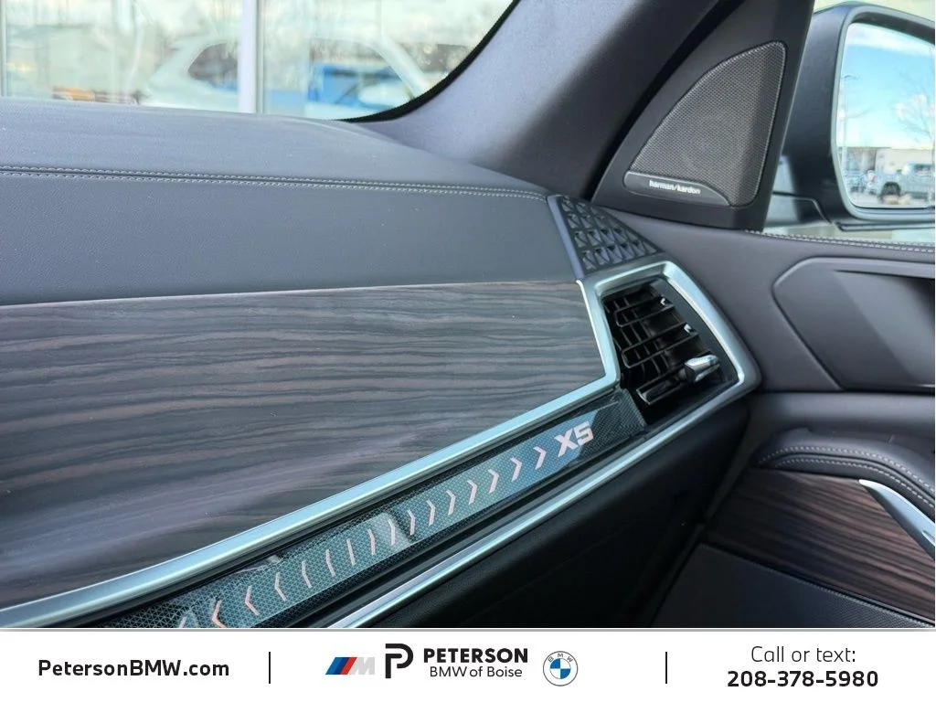 New 2026 Black BMW xDrive40i image 27