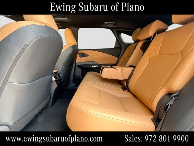 Used 2025 White Lexus 350 Premium Plus image 27