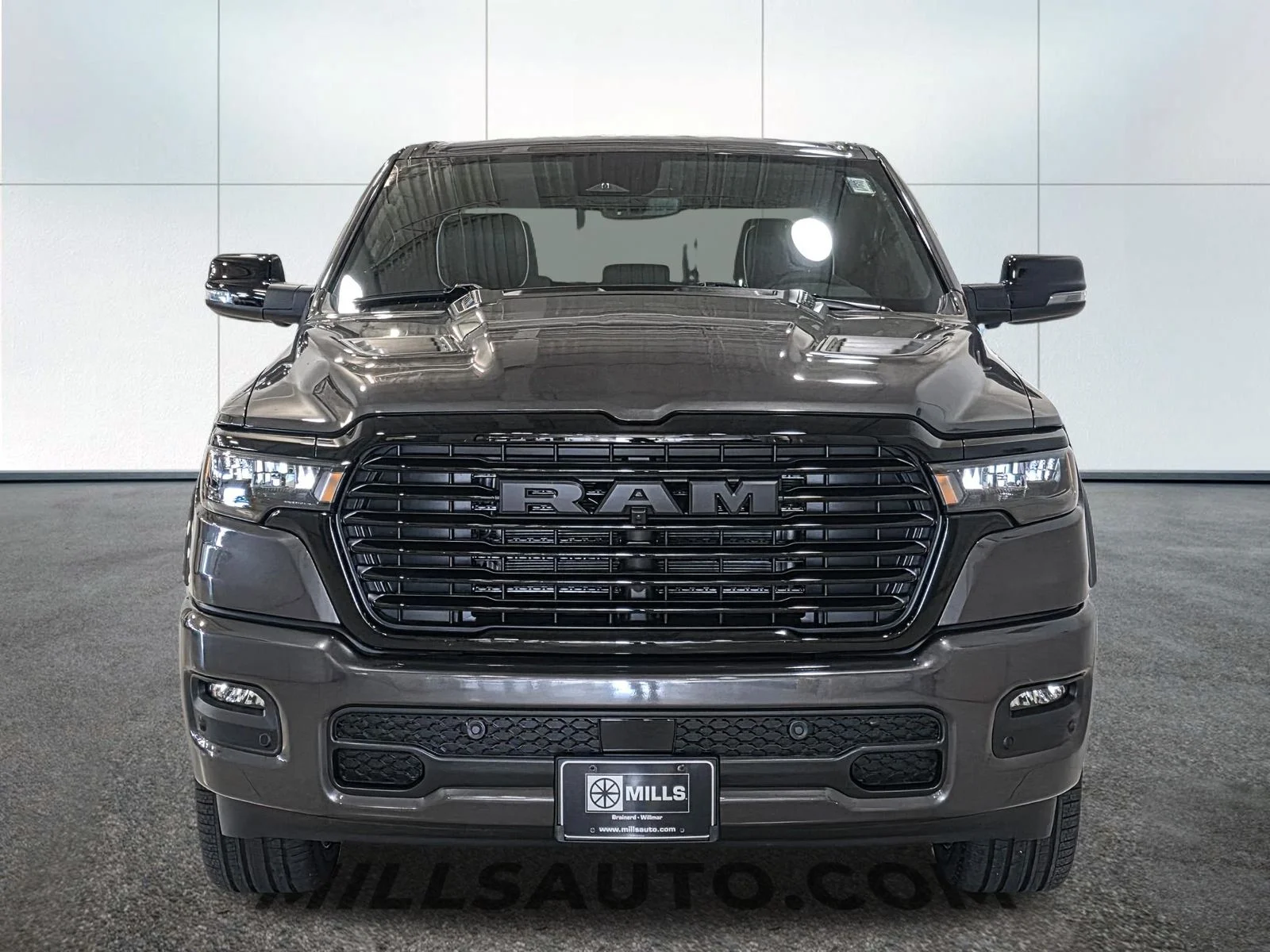 New 2026 Granite Crystal Metallic Clear-Coat Exterior Paint RAM Laramie image 12