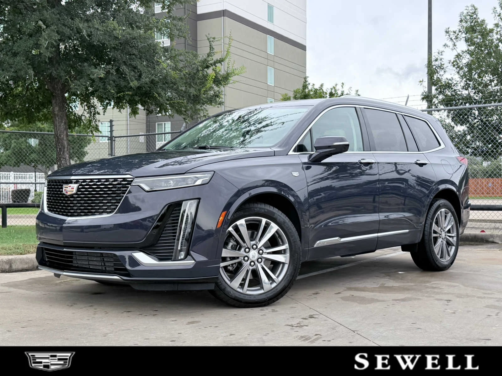 2025 Cadillac XT6 Premium Luxury Auto 4WD's photo