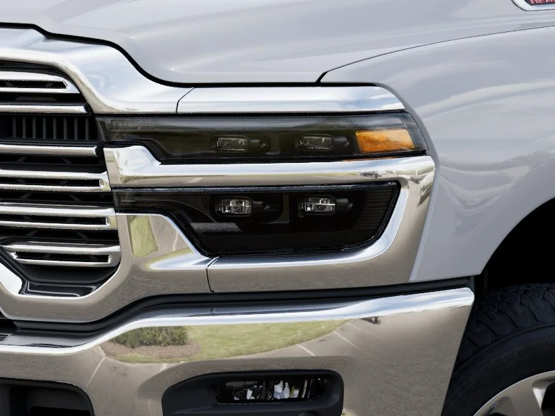New 2026 Bright White Clear-Coat Exterior Paint RAM LARAMIE image 6