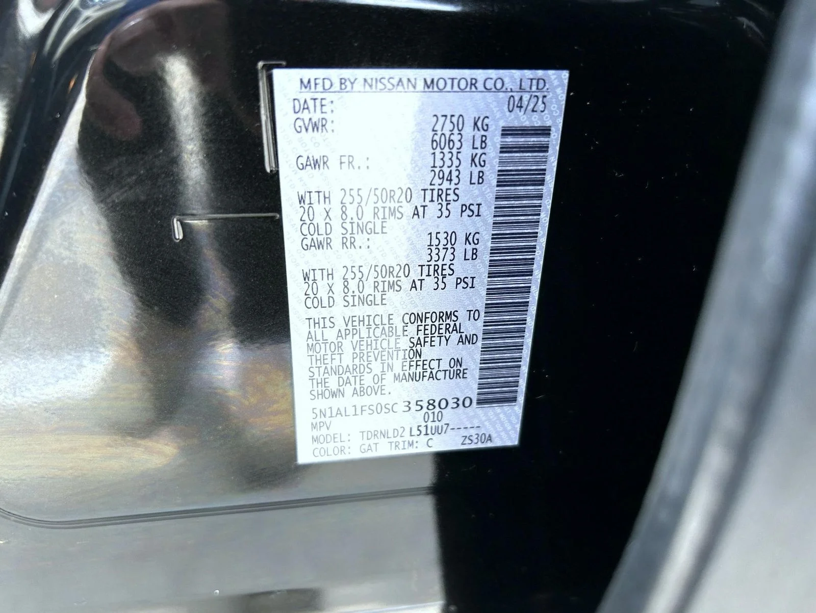 Used 2025 Black INFINITI LUXE image 27