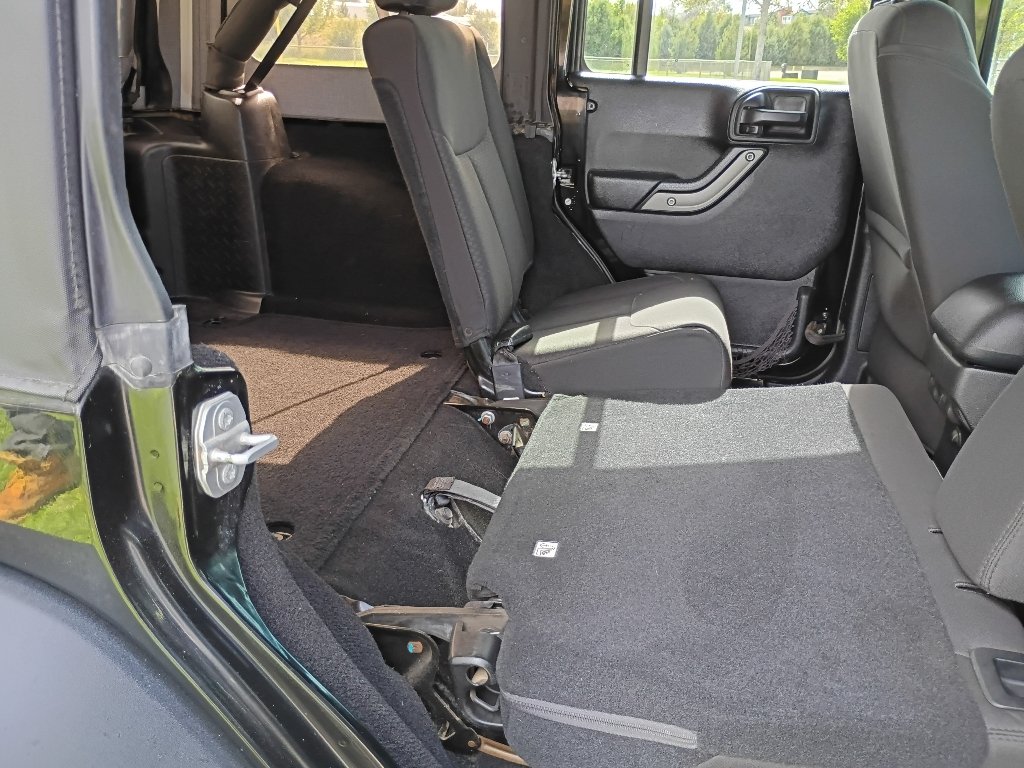 Used 2016 Black Clearcoat Jeep Sport image 16