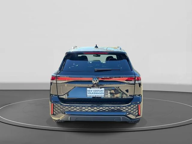 2026 Volkswagen Tiguan photo 3