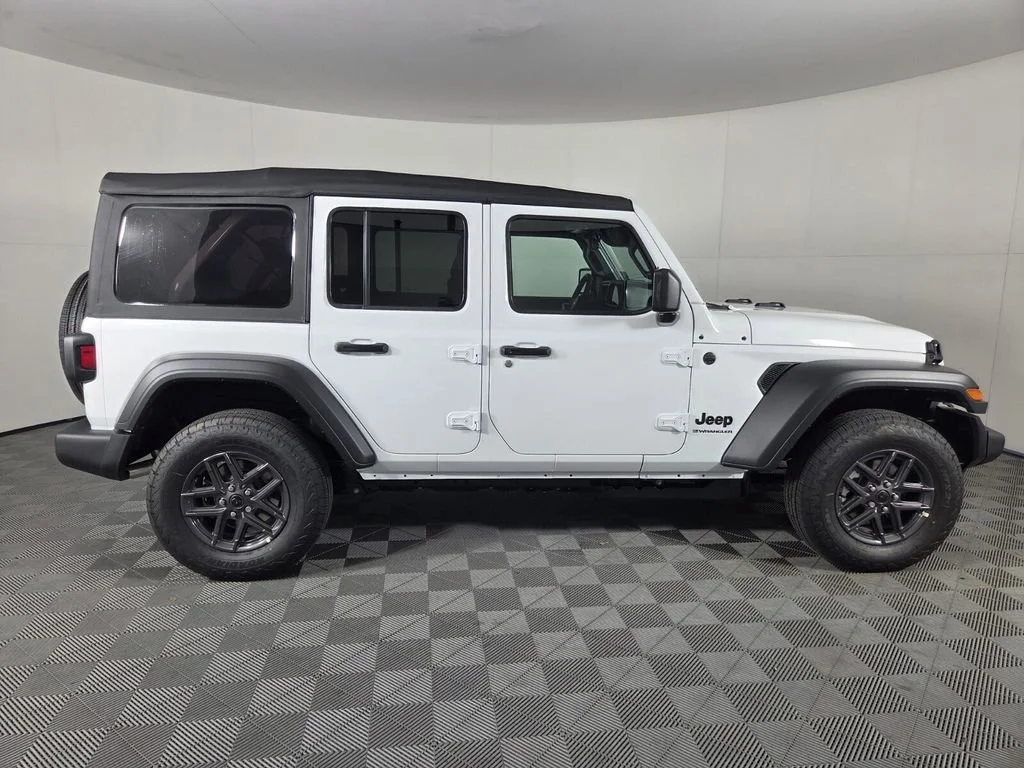 New 2026 Bright White Clear-Coat Exterior Paint Jeep Sport S image 5