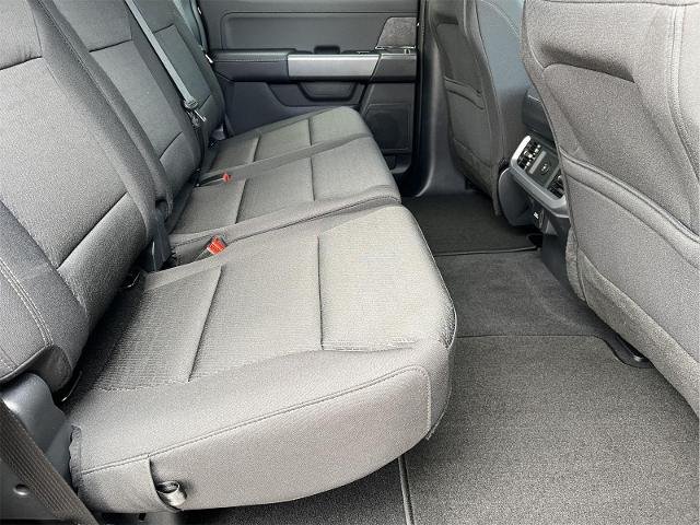 New 2026 Agate Black Metallic Ford XLT image 10