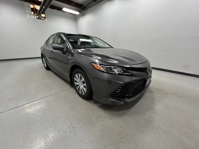 Used 2020 Toyota Camry LE with VIN 4T1C31AK5LU543573 for sale in Rhinelander, WI