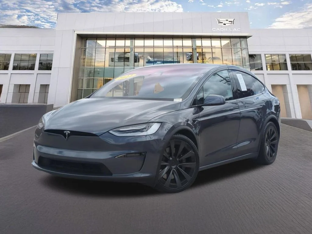2022 Tesla Model X Long Range's photo