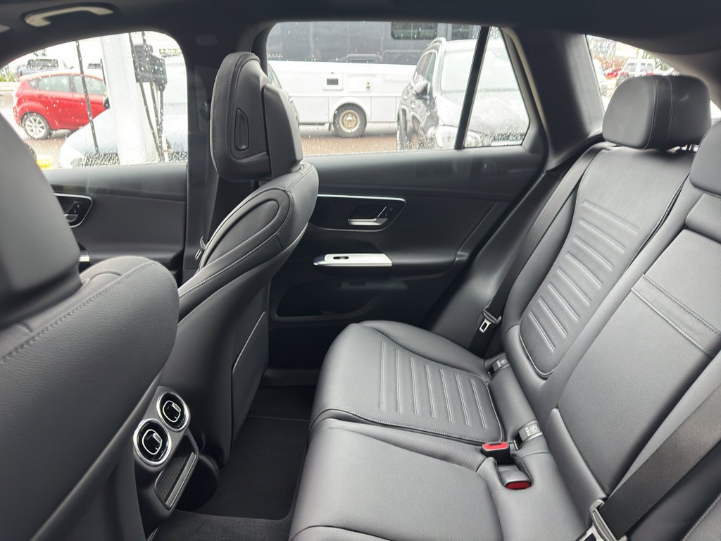 2025 Mercedes-Benz GLC AMG GLC43 - Photo 24