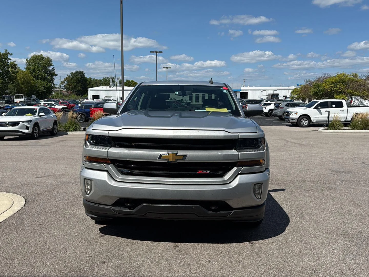 Used 2018 Silver Ice Metallic Chevrolet LT image 8