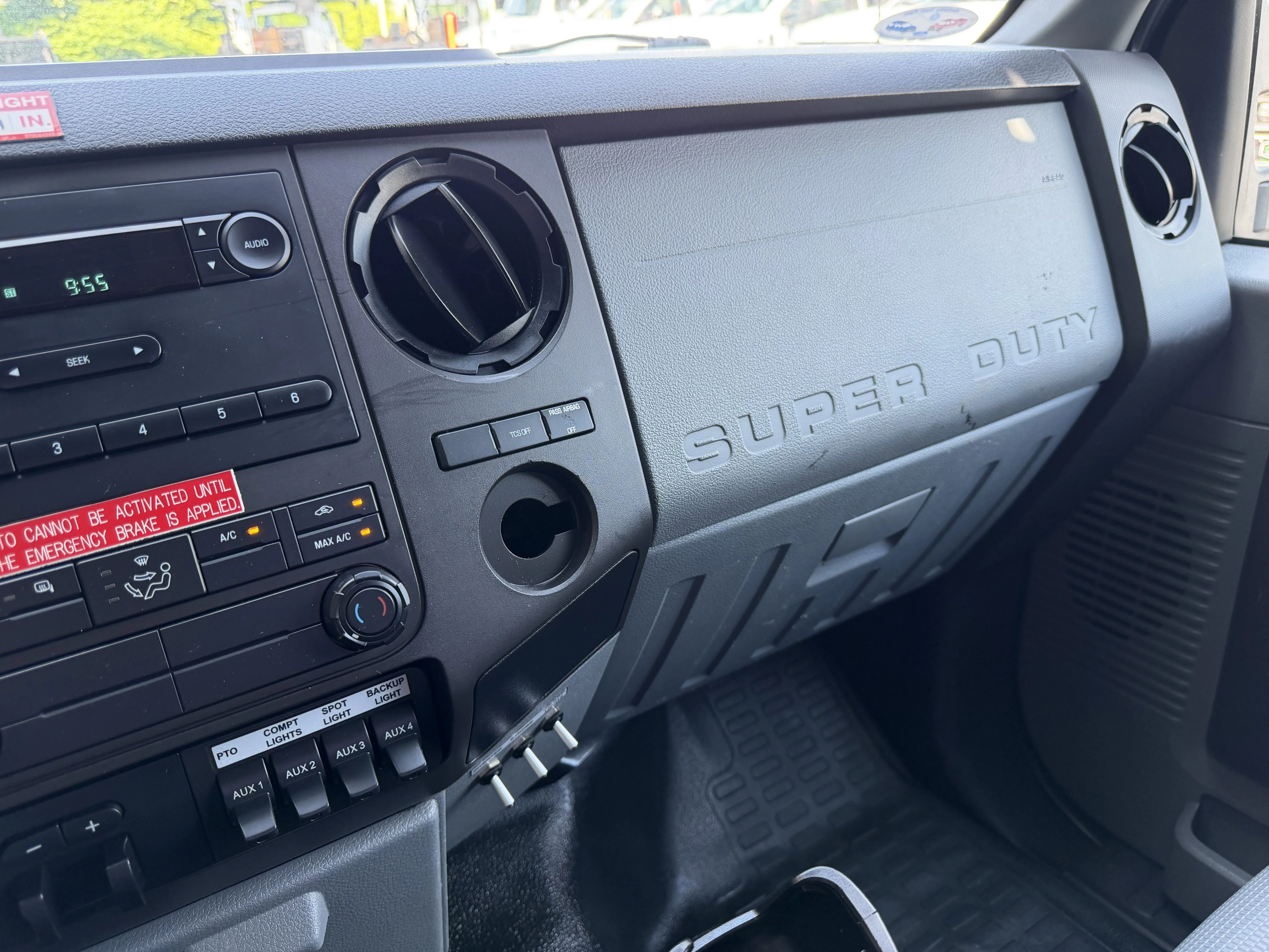 Used 2016 Oxford White   Z1 Ford XLT image 17