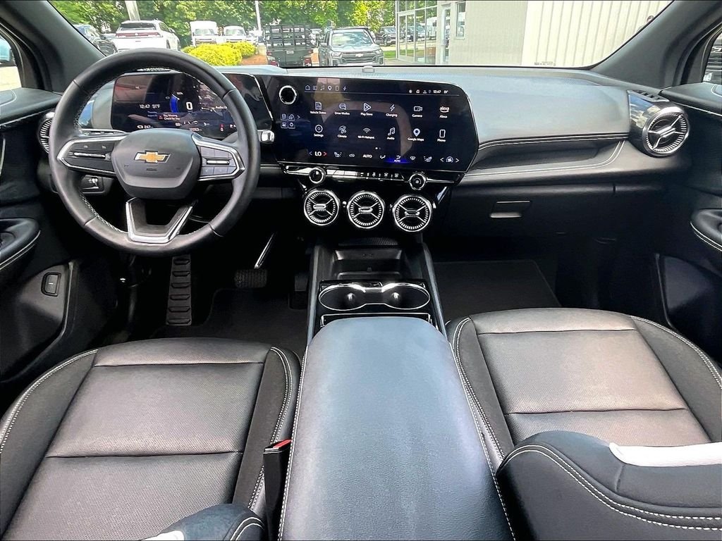 Used 2024 Red Chevrolet LT image 21
