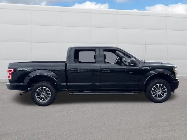 Used 2018 Black Ford XLT image 7