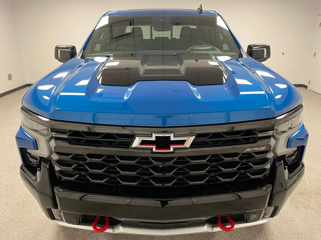 Used 2022 Blue Chevrolet ZR2 image 3
