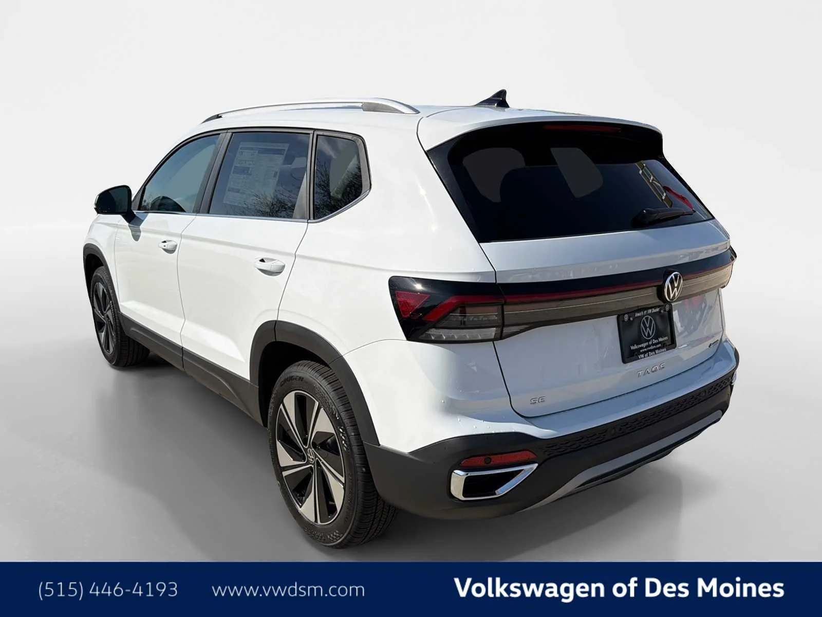 New 2026 Pure White Volkswagen SE image 4