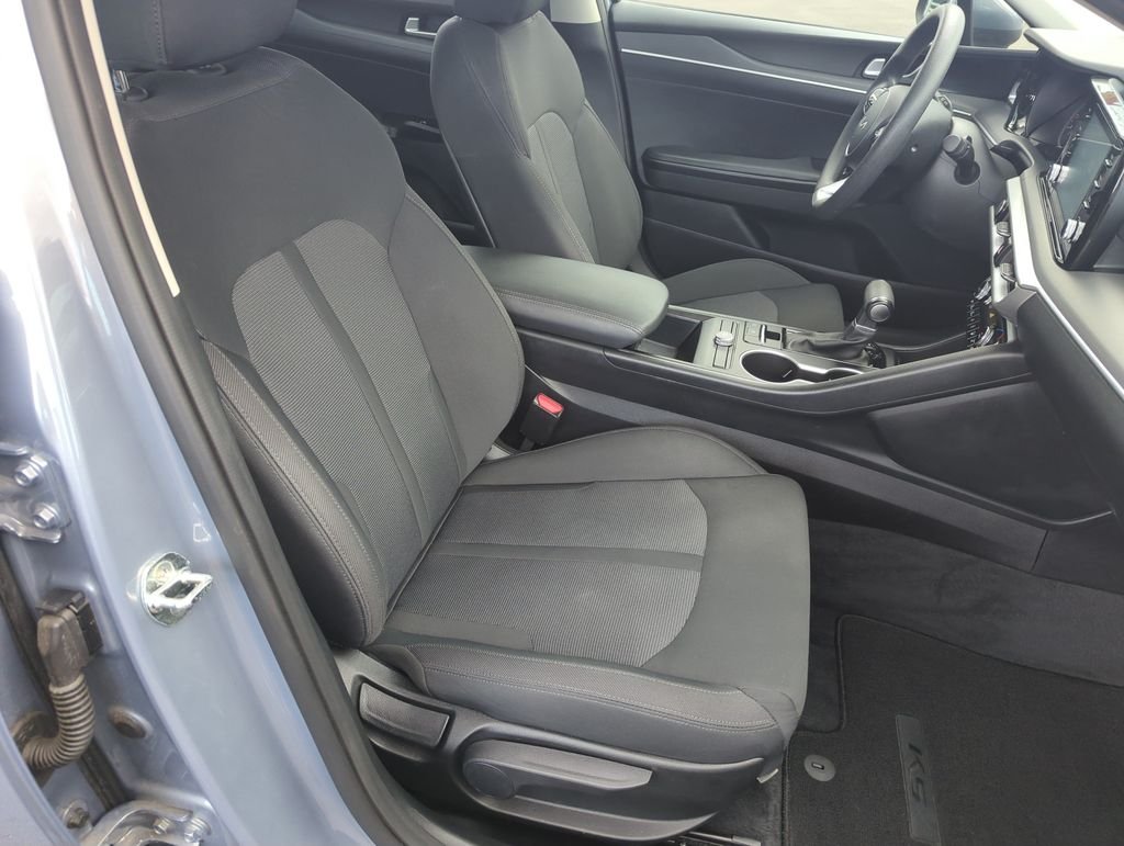 Used 2022 Silver Kia LXS image 35