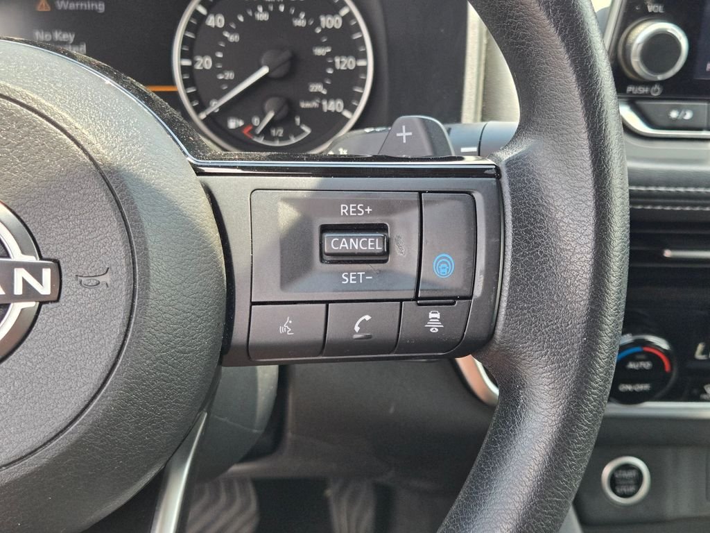 Used 2022 Red Nissan SV image 26