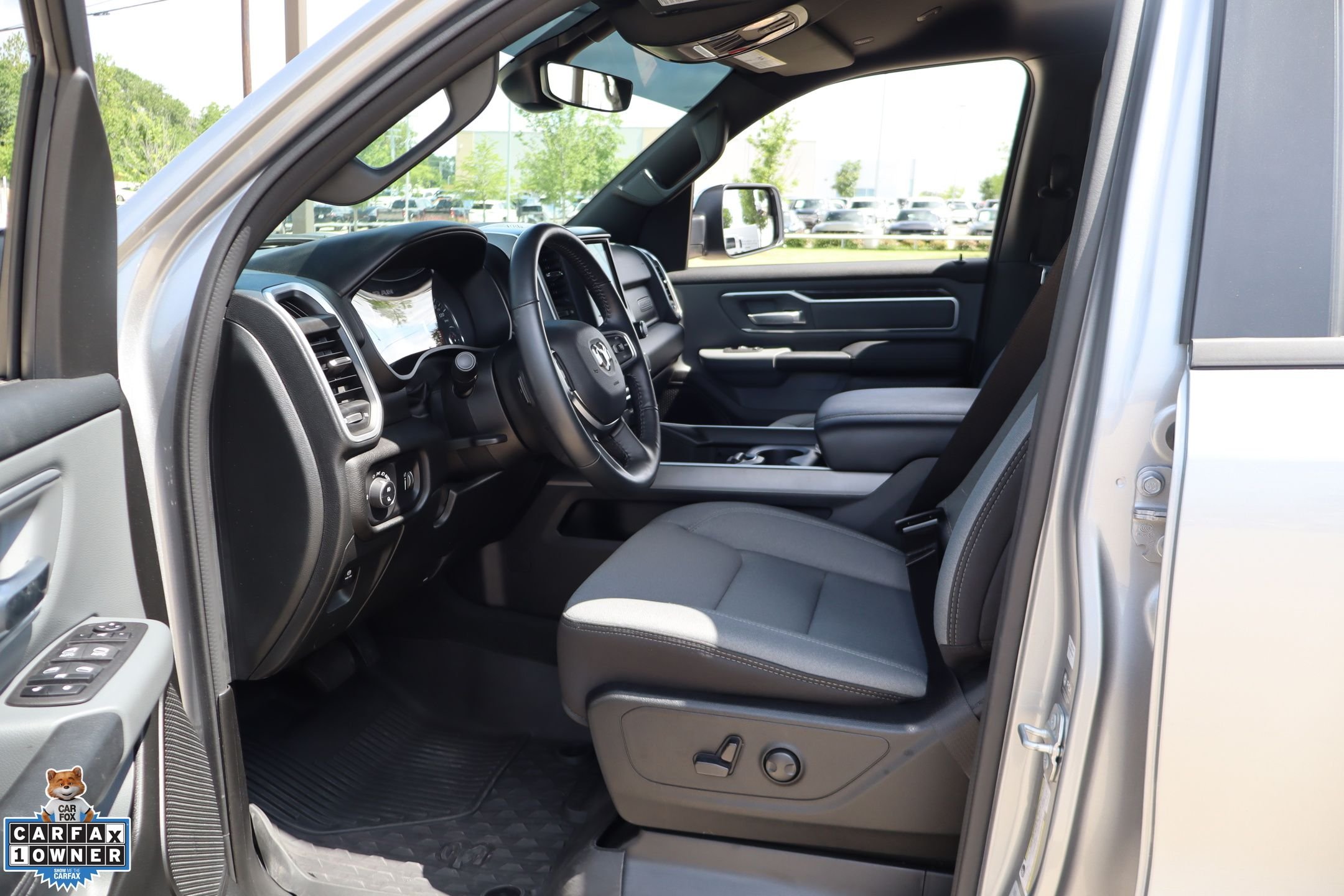 Used 2023 Silver Ram Big Horn/Lone Star image 24