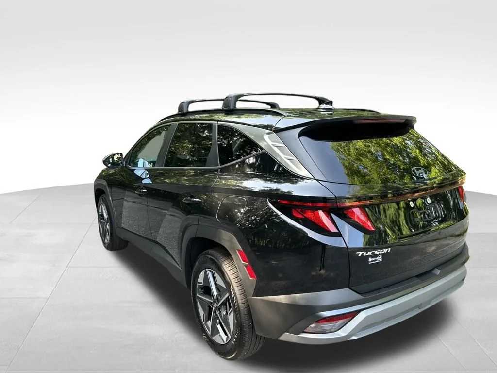 Used 2026 Black Hyundai SEL image 3