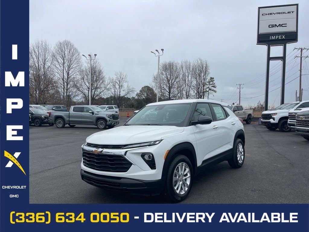 Summit White 2026 Chevrolet Trailblazer LS FWD SUV / Crossover Front-Wheel Drive