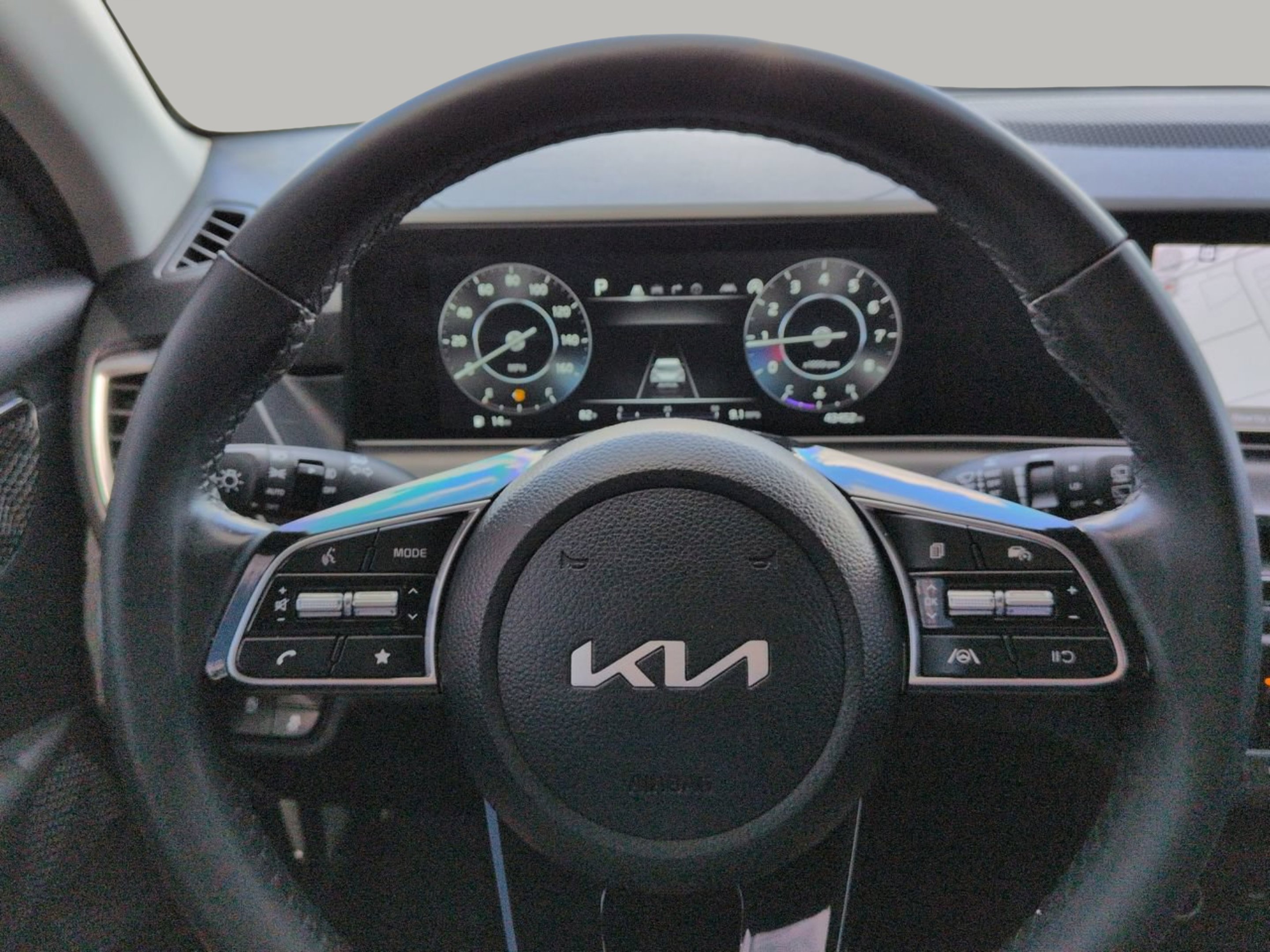 Certified Used 2024 Snow White Pearl Kia EX image 25