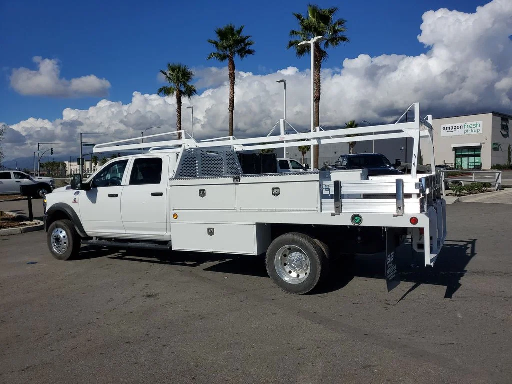 New 2026 Bright White Clear-Coat Exterior Paint RAM Tradesman image 3