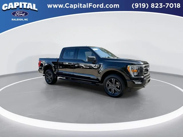 Used 2023 Black Ford XLT image 2