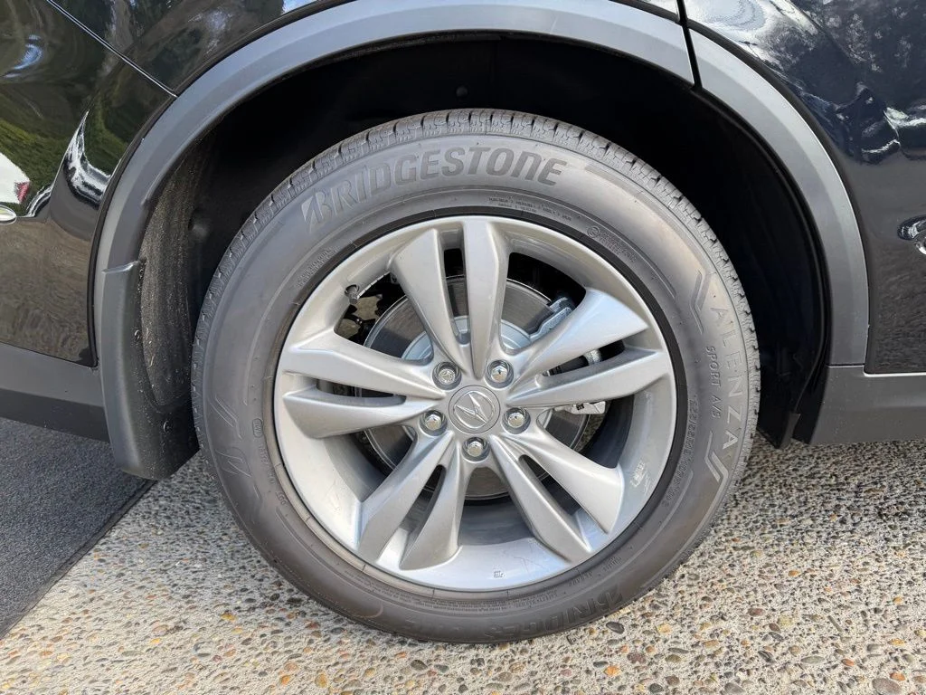 New 2026 Majestic Black Pearl Acura Base image 9