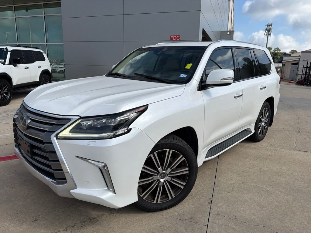 Used 2019 White Pearl Lexus 570 image 1