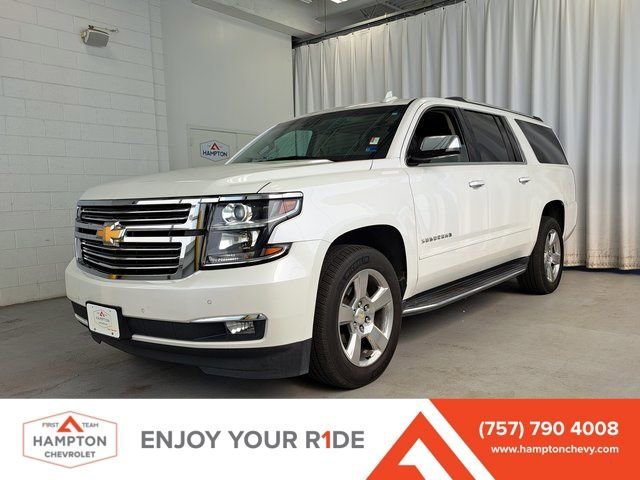 2019 Chevrolet Suburban 4WD 1500 Premier's photo