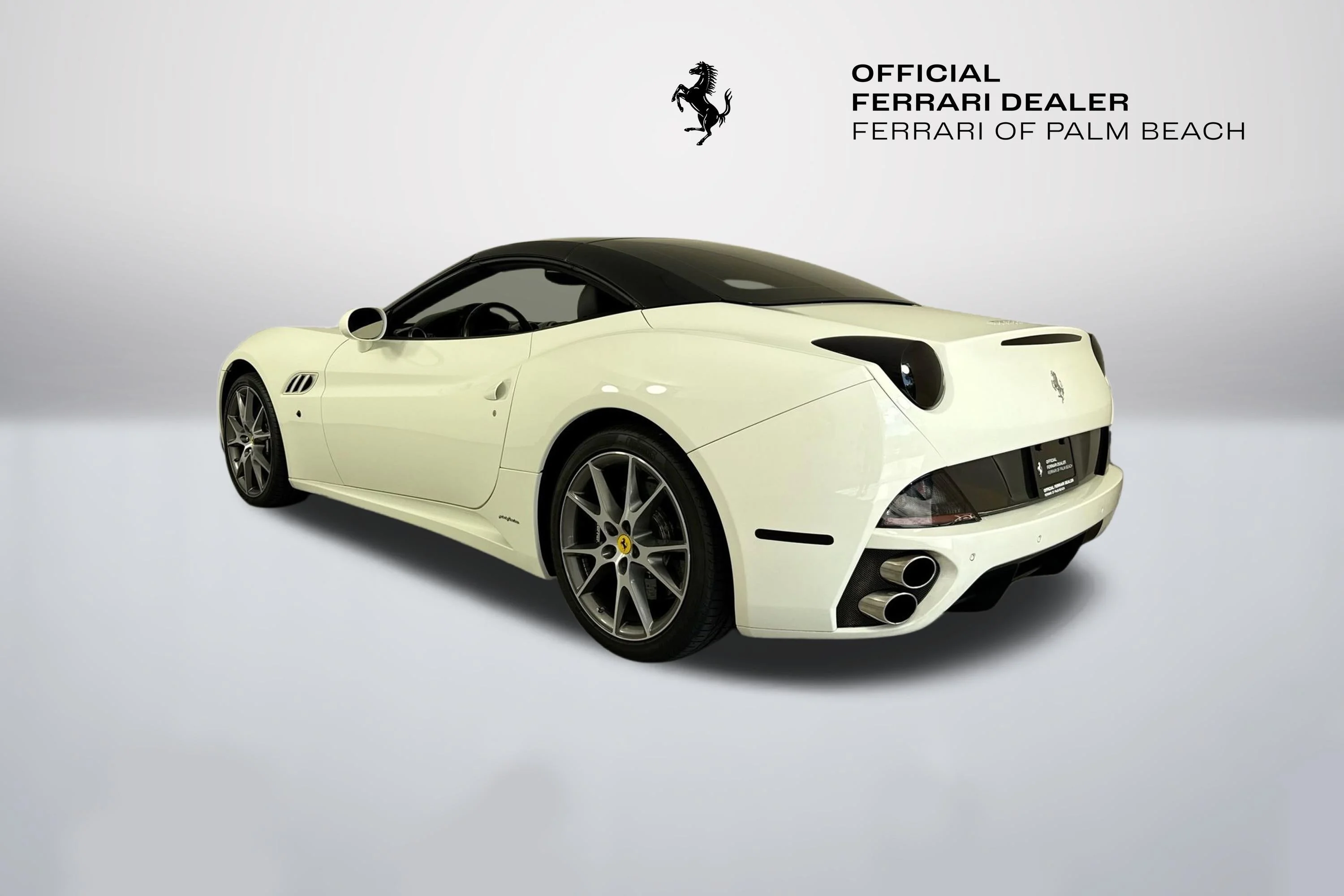 Used 2010 Extra Sample Ferrari Base image 5