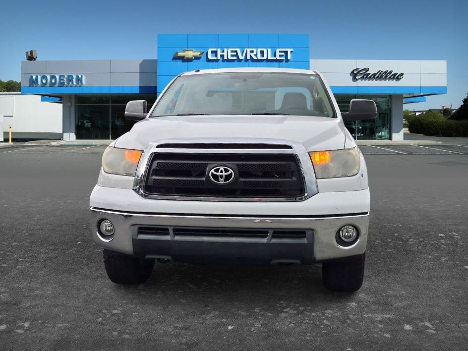 Used 2013 White Toyota GRADE image 8