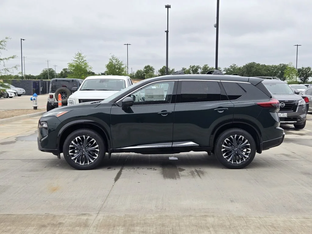 New 2026 Obsidian Green Pearl Nissan Platinum image 3