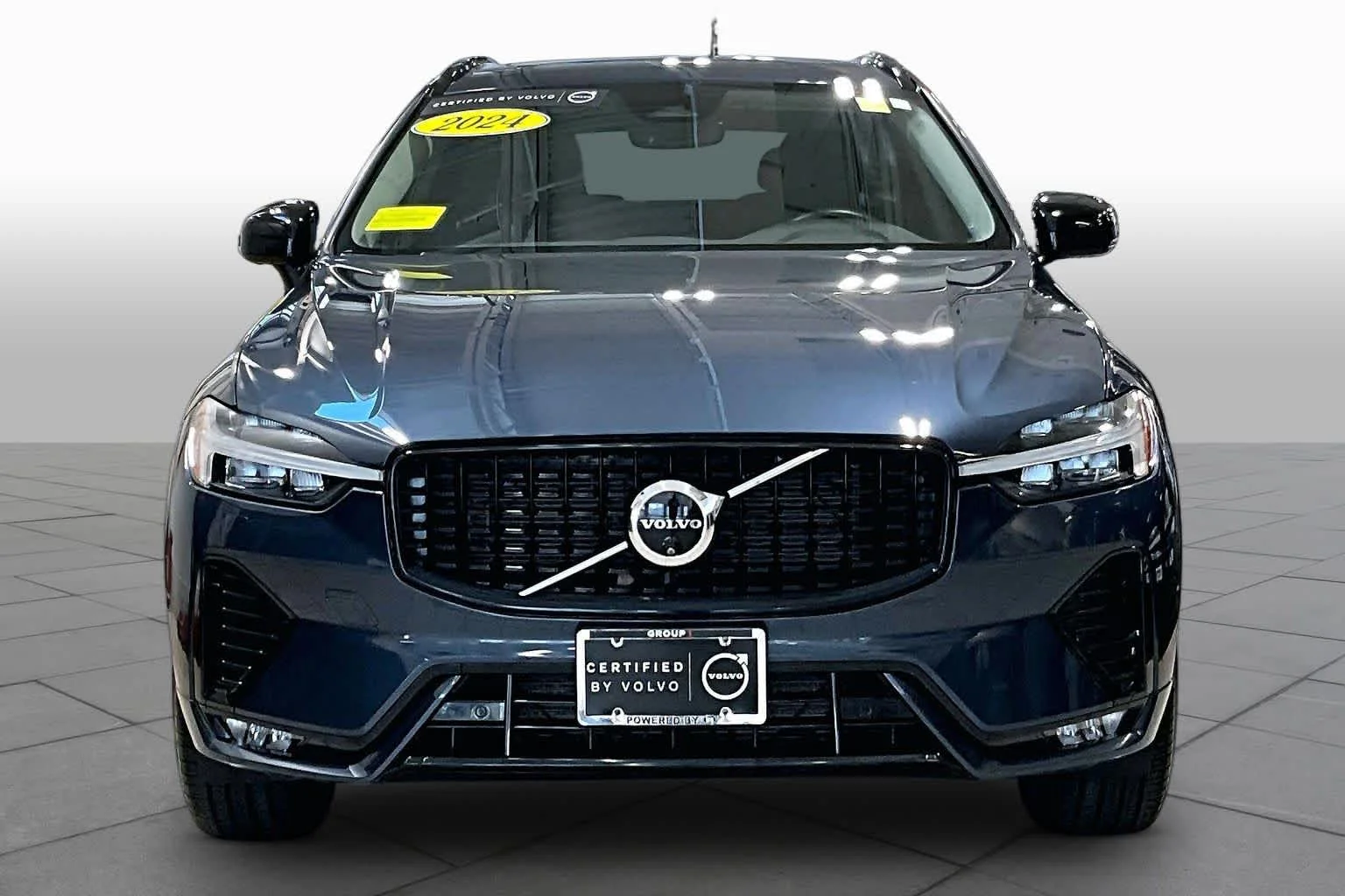 Used 2024 Denim Blue Volvo Plus image 4