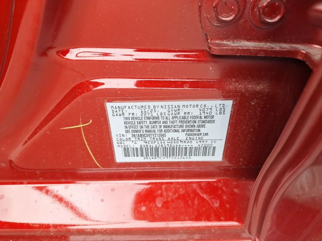 Used 2026 Scarlet Nissan SV image 32