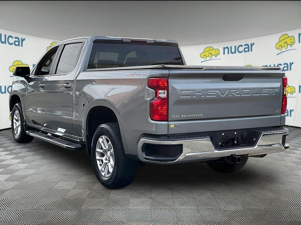 Used 2023 Gray Chevrolet LT image 4