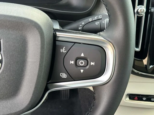 New 2026 Aurora Silver Volvo Ultra image 26