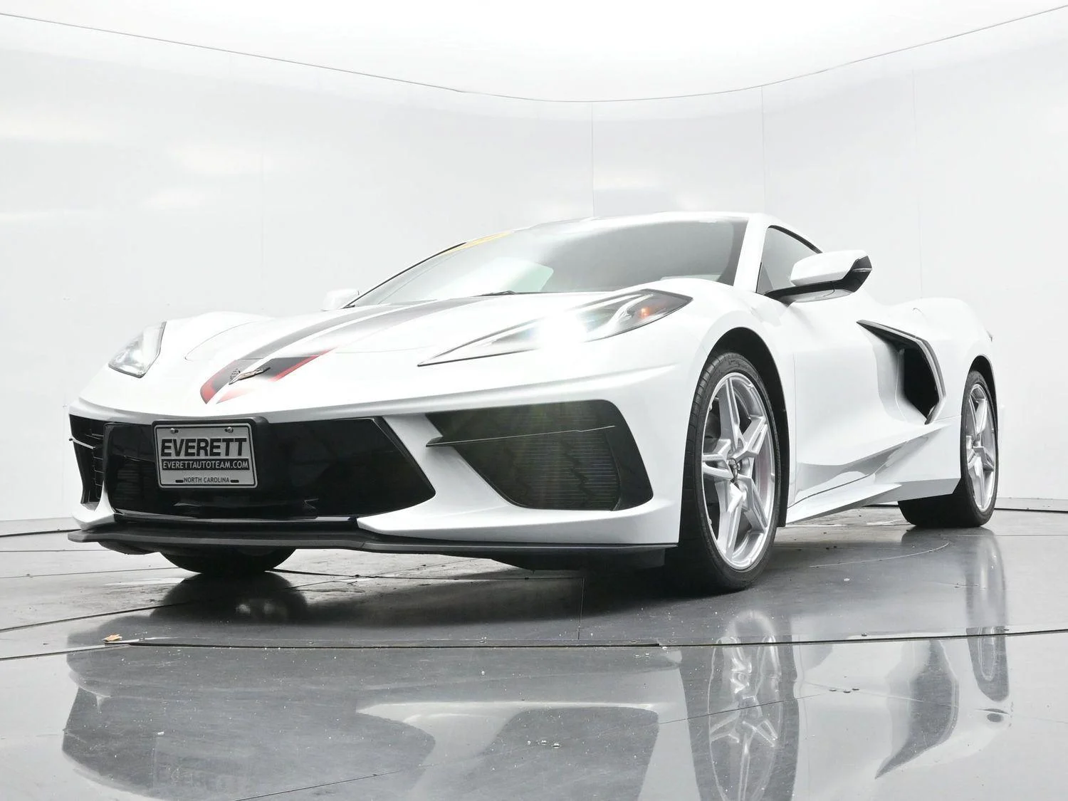 Used 2024 Arctic White Chevrolet 1LT image 41