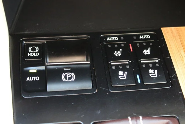 Used 2019 Silver Lexus 350L image 10