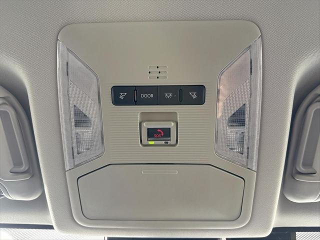 Certified Used 2025 ICE CAP Toyota  image 6
