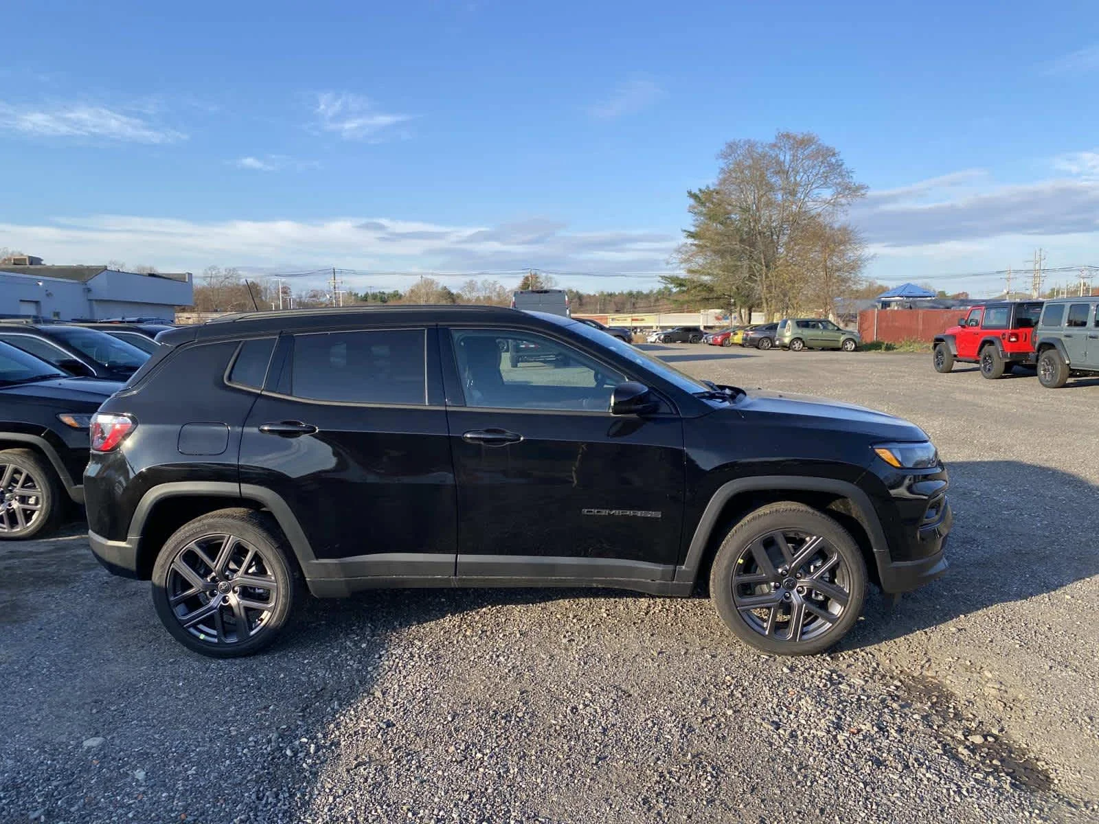 New 2026 Diamond Black Crystal Pearlcoat Jeep Limited Altitude image 2