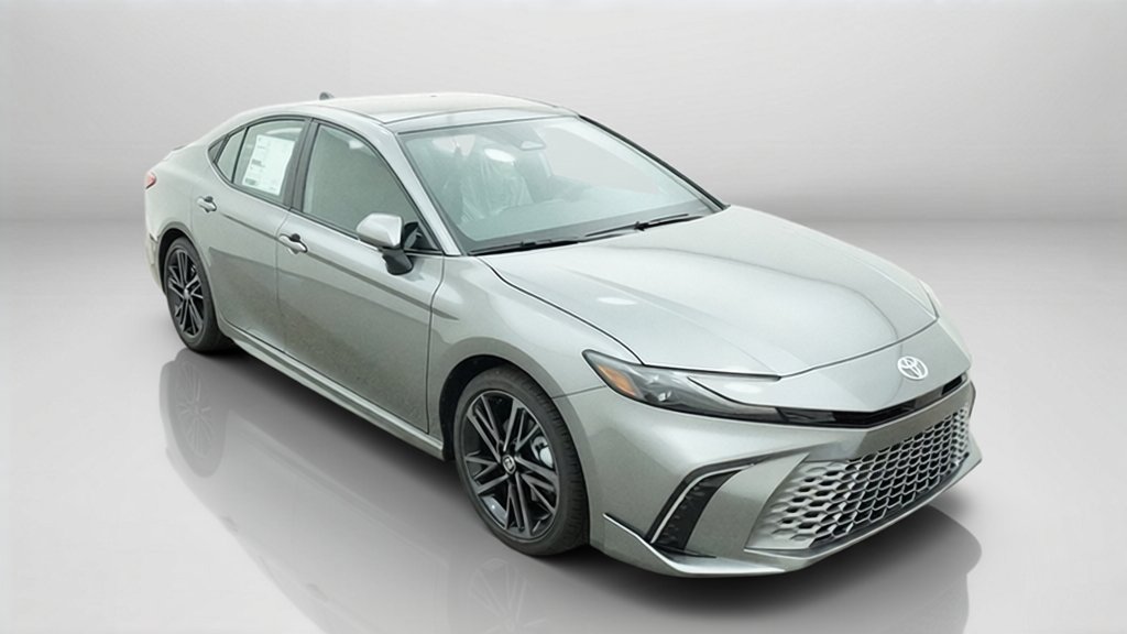 New 2026 Heavy Metal Toyota XSE image 5