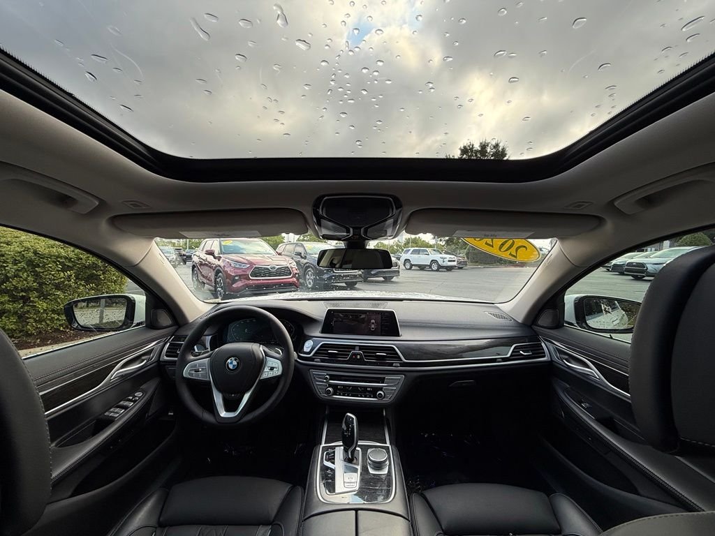Used 2020 White BMW 740i image 11