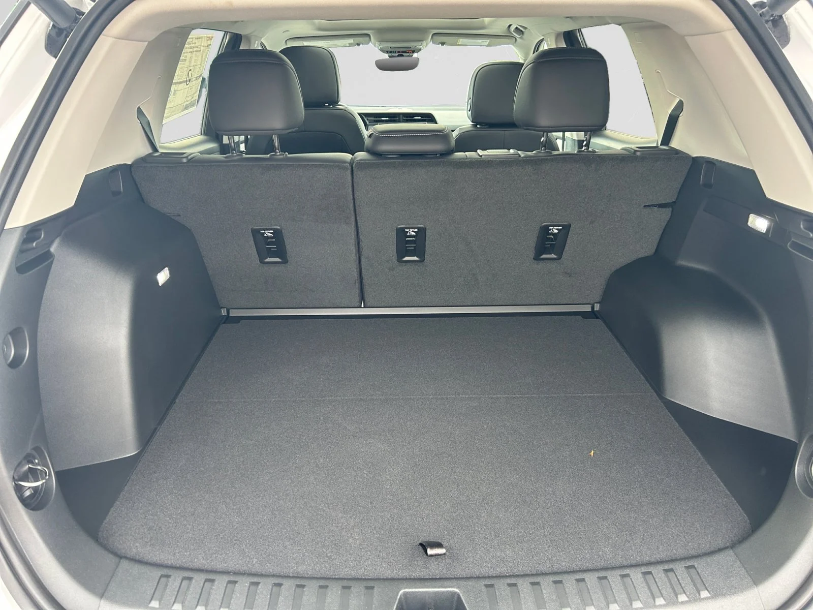 New 2027 Summit White GMC AWD Denali image 10
