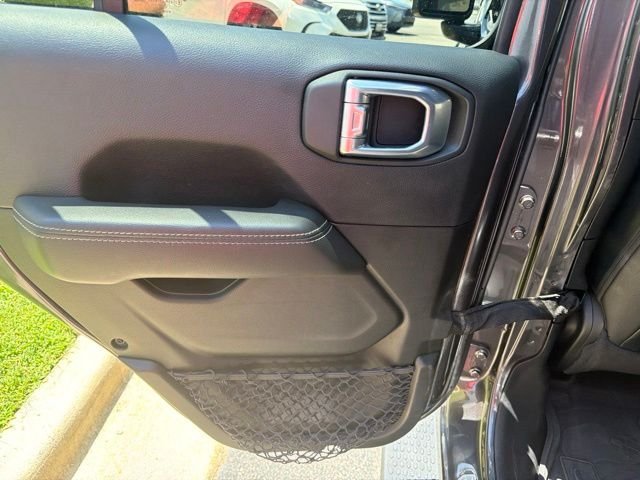 Used 2023 Gray Jeep Sahara image 19