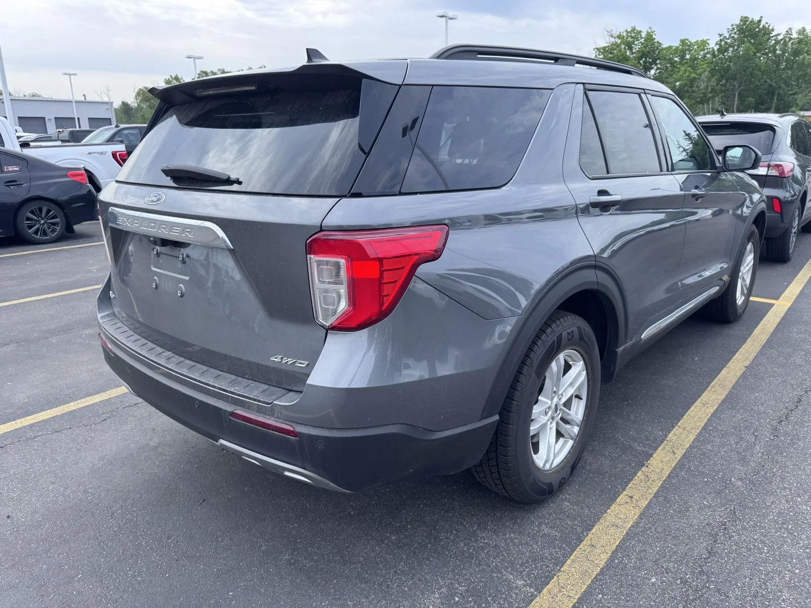 Used 2023 Carbonized Gray Ford XLT image 4