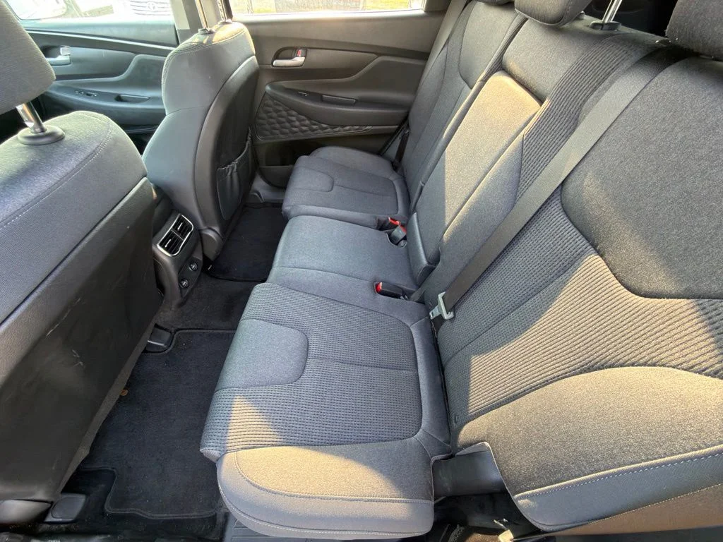 Used 2022 Gray Hyundai SE image 14