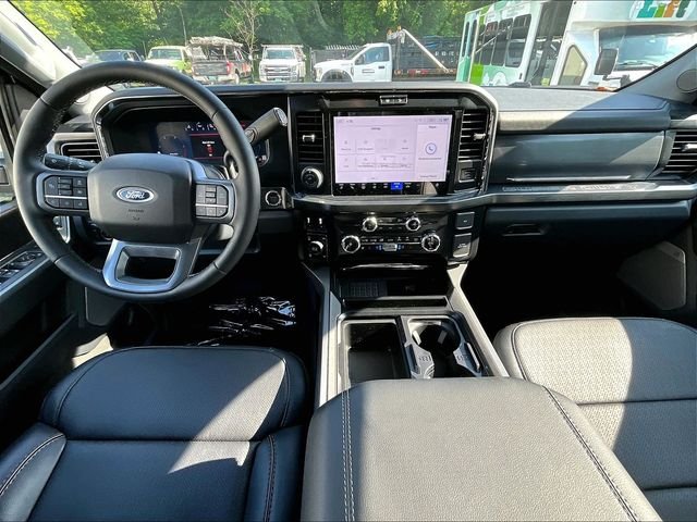 New 2026 Gray Ford Lariat image 6